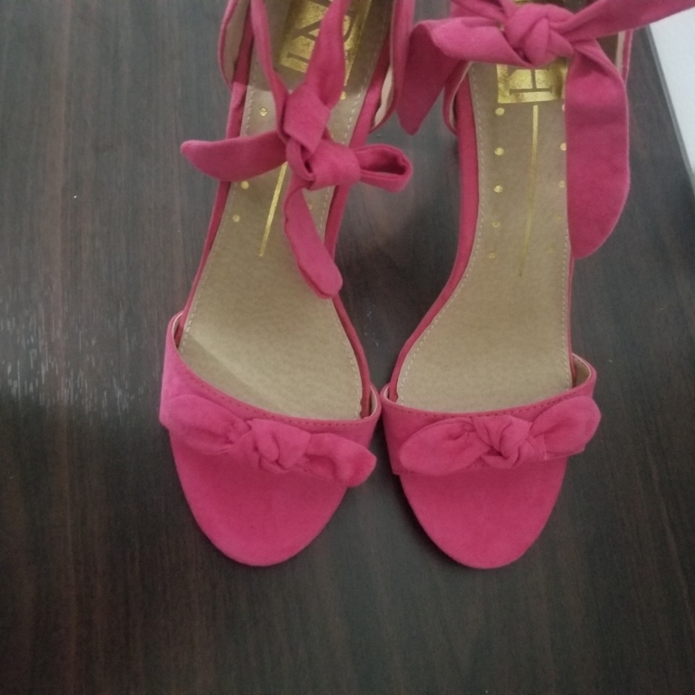 FRH heels - Picture 3 of 7